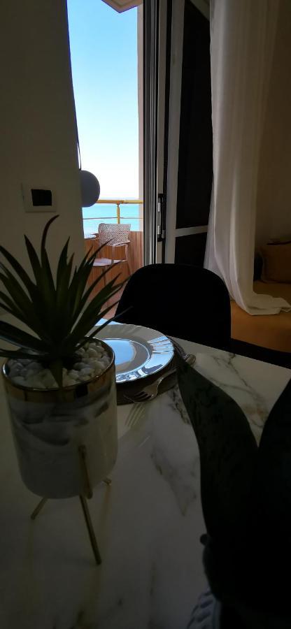 Lungomare Luxury Sea View Apartaments วญอเรอ ภายนอก รูปภาพ