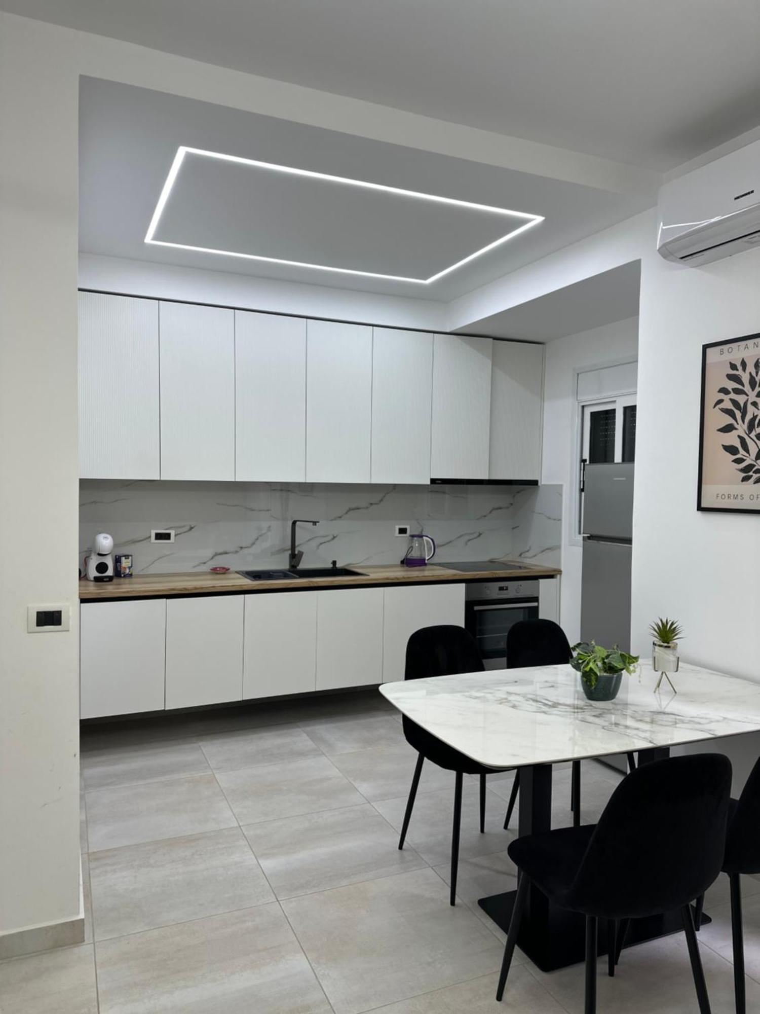 Lungomare Luxury Sea View Apartaments วญอเรอ ภายนอก รูปภาพ