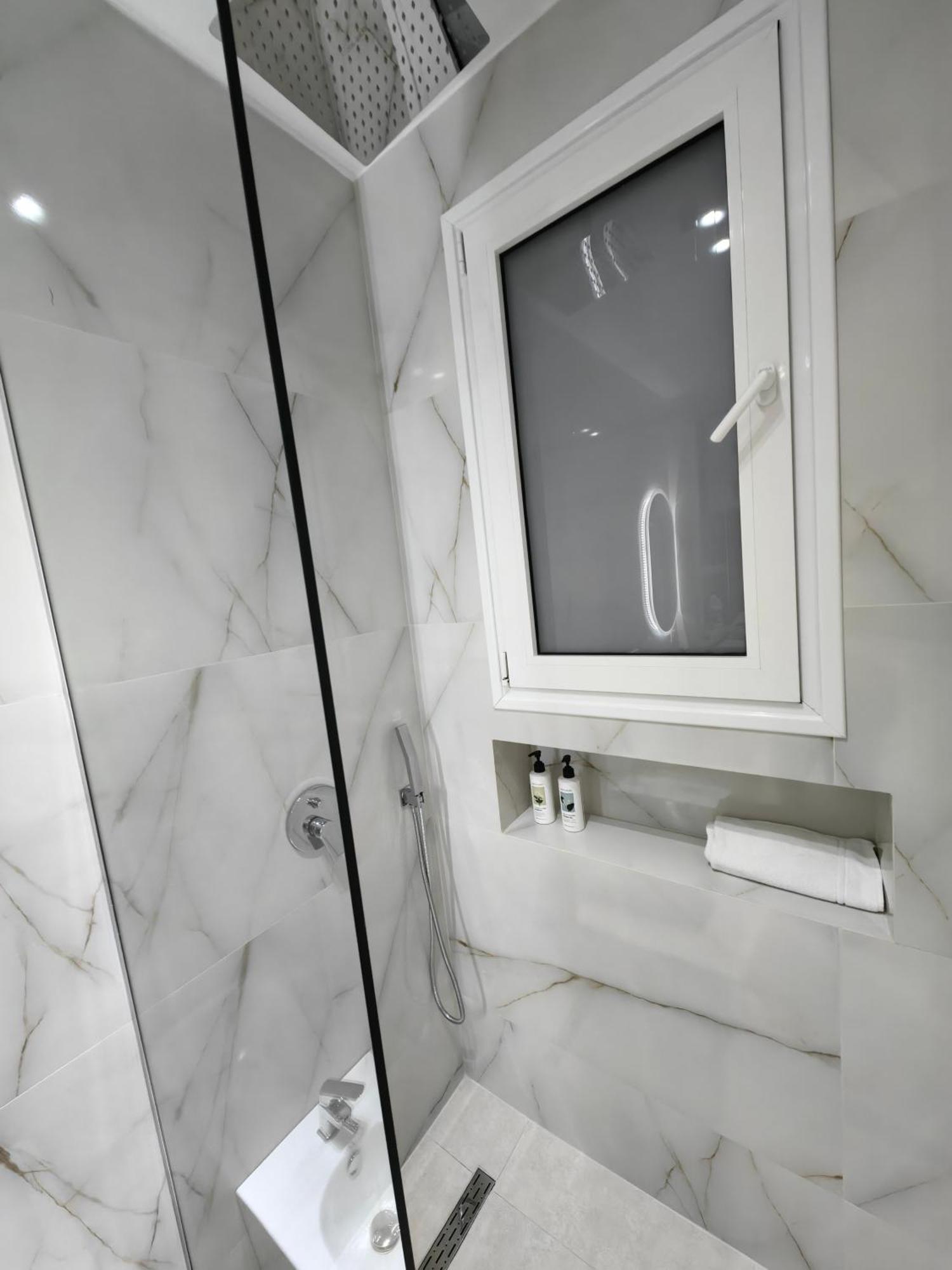 Lungomare Luxury Sea View Apartaments วญอเรอ ห้อง รูปภาพ
